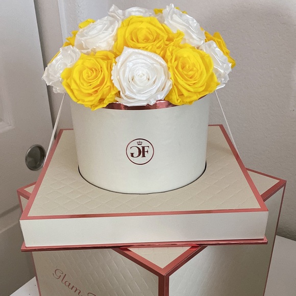 [Glam Fleur] Montage Round Glow White and Yellow - Picture 7 of 8